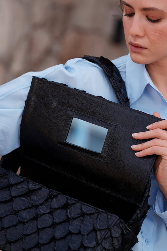 Bolsa Clássica - Pirarucu Preta